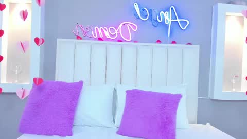 HannaPaola online show from 19, 2, 2025