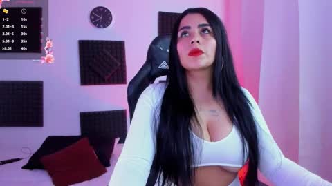 Snapshot of hannarusso chatting on 12, 10, 2025 Hanna online show from 12, 10, 2025