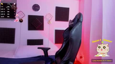 Snapshot of hannarusso chatting on 5, 12, 2025 Hanna online show from 5, 12, 2025