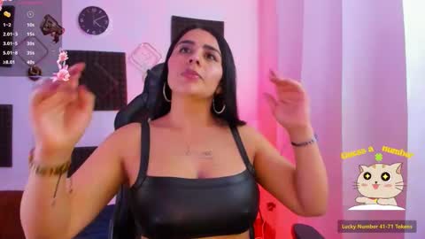 Snapshot of hannarusso chatting on 16, 12, 2025 Hanna online show from 16, 12, 2025