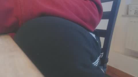 hannes_k online show from 4, 2, 2026