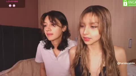 Snapshot of hanniesmile_ chatting on 23, 7, 2026 Hannie online show from 23, 7, 2026