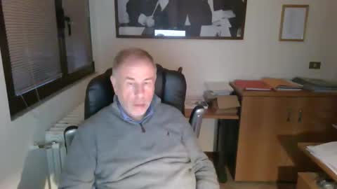 Snapshot of hanscooper chatting on 27, 11, 2025 hanscooper online show from 27, 11, 2025