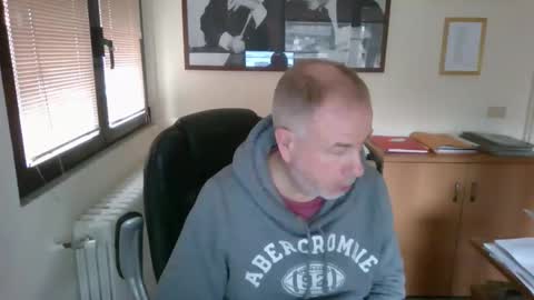 Snapshot of hanscooper chatting on 30, 11, 2025 hanscooper online show from 30, 11, 2025
