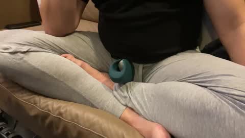 hansomeman2015 online show from 8, 11, 2025