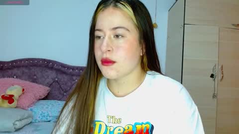 isabella   online show from 13, 10, 2025