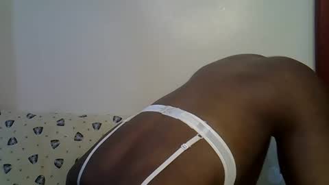 happy_kienyeji online show from 4, 12, 2025