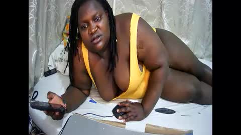 happysonia online show from 3, 10, 2025