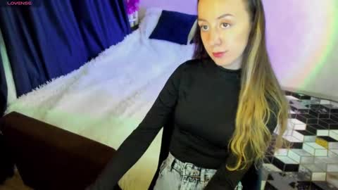 Stephanie online show from 12, 12, 2024