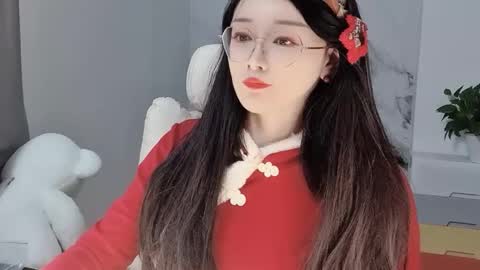 Snapshot of happysweetie168 chatting on 11, 2, 2025 Daisy online show from 11, 2, 2025