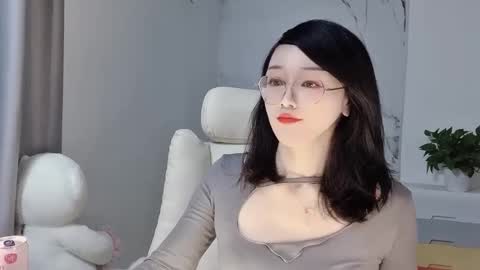 Snapshot of happysweetie168 chatting on 5, 3, 2025 Daisy online show from 5, 3, 2025