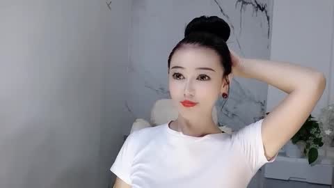 Snapshot of happysweetie168 chatting on 15, 9, 2025 Daisy online show from 15, 9, 2025