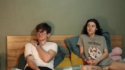 Emily and David online show from 19, 12, 2024