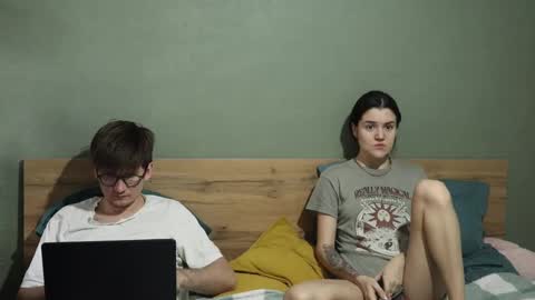 Emily and David online show from 22, 2, 2025