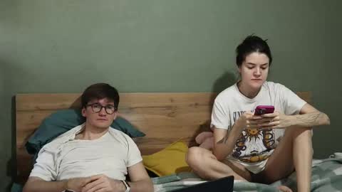 Emily and David online show from 4, 3, 2025