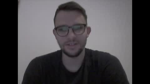 Snapshot of hardboylovemilfmoom chatting on 16, 5, 2026 hardboylovemilfmoom online show from 16, 5, 2026
