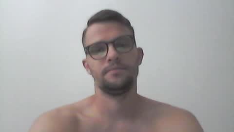 Snapshot of hardboylovemilfmoom chatting on 12, 7, 2026 hardboylovemilfmoom online show from 12, 7, 2026