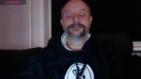 Snapshot of hardmrlazy chatting on 26, 12, 2024 MrLazy online show from 26, 12, 2024