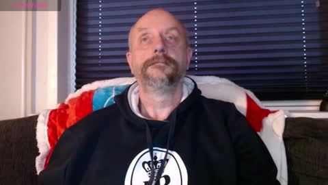 Snapshot of hardmrlazy chatting on 27, 12, 2024 MrLazy online show from 27, 12, 2024