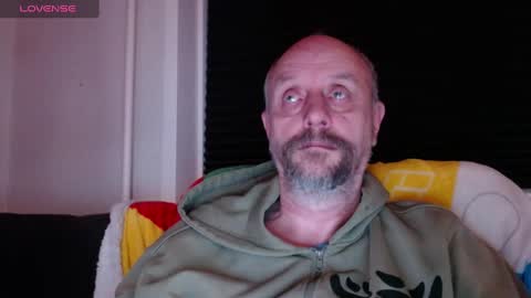 Snapshot of hardmrlazy chatting on 30, 12, 2024 MrLazy online show from 30, 12, 2024