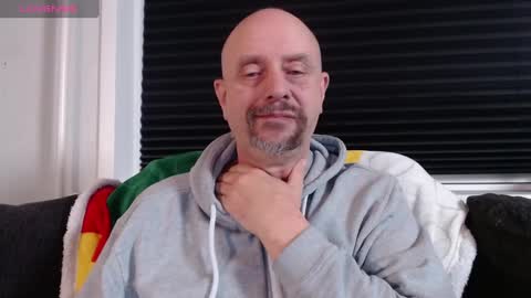 Snapshot of hardmrlazy chatting on 7, 1, 2025 MrLazy online show from 7, 1, 2025