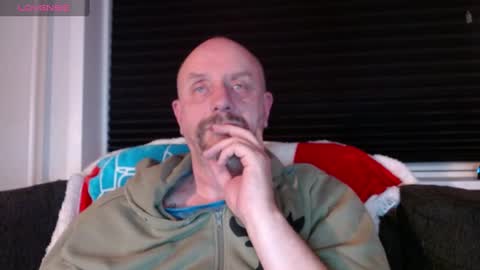 Snapshot of hardmrlazy chatting on 14, 1, 2025 MrLazy online show from 14, 1, 2025