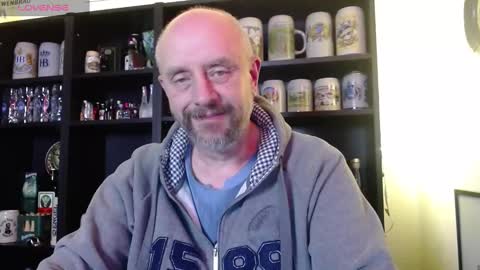 Snapshot of hardmrlazy chatting on 30, 1, 2025 MrLazy online show from 30, 1, 2025