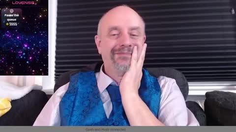 Snapshot of hardmrlazy chatting on 1, 2, 2025 MrLazy online show from 1, 2, 2025