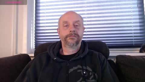 Snapshot of hardmrlazy chatting on 21, 2, 2025 MrLazy online show from 21, 2, 2025