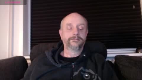 Snapshot of hardmrlazy chatting on 22, 2, 2025 MrLazy online show from 22, 2, 2025