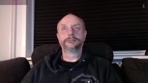 Snapshot of hardmrlazy chatting on 23, 2, 2025 MrLazy online show from 23, 2, 2025