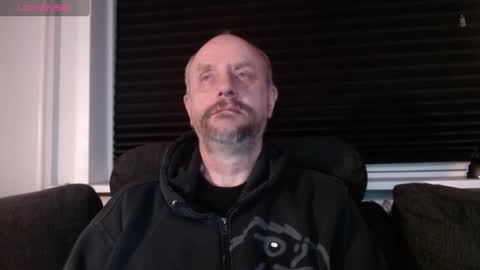 Snapshot of hardmrlazy chatting on 23, 2, 2025 MrLazy online show from 23, 2, 2025