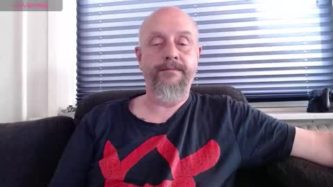 Snapshot of hardmrlazy chatting on 9, 9, 2025 MrLazy online show from 9, 9, 2025