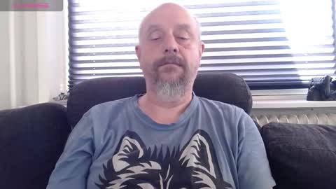 Snapshot of hardmrlazy chatting on 26, 9, 2025 MrLazy online show from 26, 9, 2025