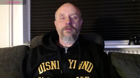 Snapshot of hardmrlazy chatting on 30, 9, 2025 MrLazy online show from 30, 9, 2025