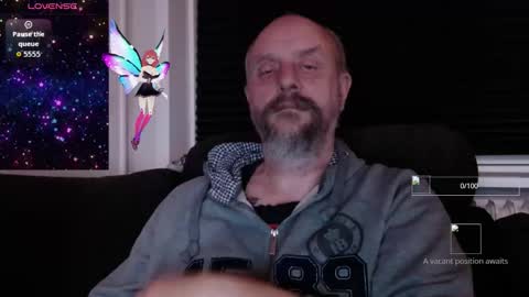 Snapshot of hardmrlazy chatting on 12, 10, 2025 MrLazy online show from 12, 10, 2025