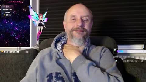 Snapshot of hardmrlazy chatting on 15, 10, 2025 MrLazy online show from 15, 10, 2025