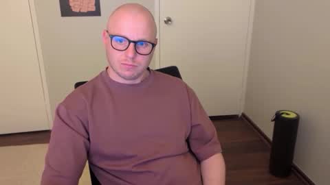 Snapshot of hardon911 chatting on 2, 10, 2025 Stand Lee online show from 2, 10, 2025