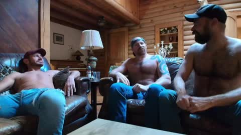 Snapshot of hardworkertn chatting on 20, 4, 2026 hardworkertn online show from 20, 4, 2026