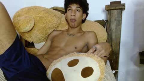 Snapshot of haresandpame_mds chatting on 8, 1, 2025 Hares online show from 8, 1, 2025