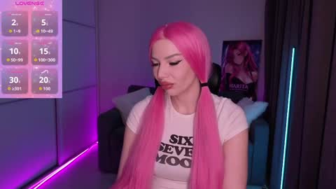 HARITA LOVEE online show from 10, 5, 2026