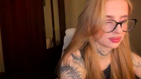 Snapshot of harley_kimm chatting on 28, 10, 2025 Julia online show from 28, 10, 2025