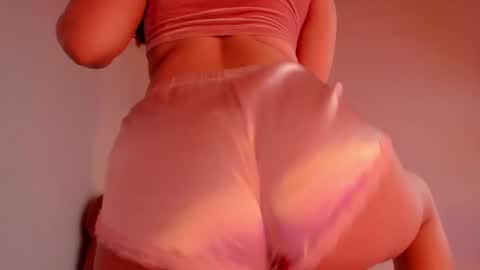 Annie online show from 29, 12, 2024