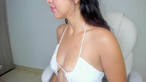 Snapshot of harleyqueen_robbie chatting on 14, 1, 2025 harleyqueen_robbie online show from 14, 1, 2025