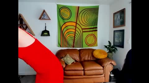 harlynn_ell online show from 28, 4, 2026