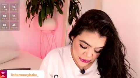 Snapshot of harmonybabe_ chatting on 4, 11, 2025 Harmony online show from 4, 11, 2025