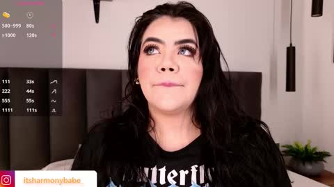 Snapshot of harmonybabe_ chatting on 6, 1, 2026 Harmony online show from 6, 1, 2026