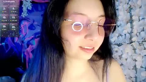 Harmonys World online show from 8, 11, 2025