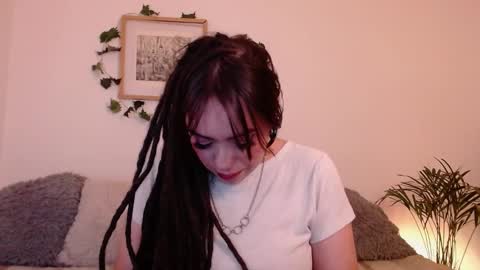 Harmony    Please help me to reach 100 thumbs up online show from 29, 1, 2025