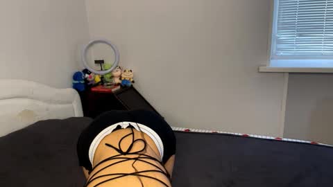 Snapshot of harolddierolf chatting on 19, 10, 2025 Naomi online show from 19, 10, 2025